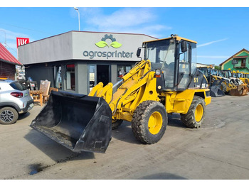 Wheel loader CAT 908 