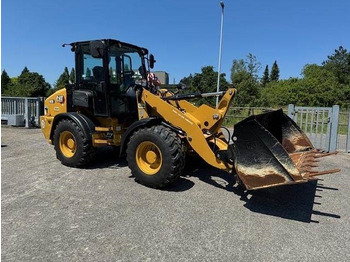 Wheel loader CAT 908 