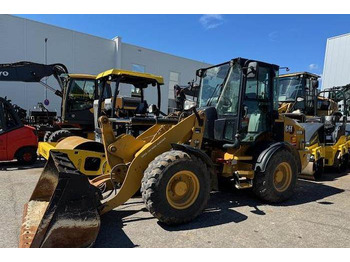 Wheel loader CAT 908M 