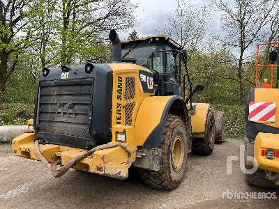 Wheel loader CAT 950 M