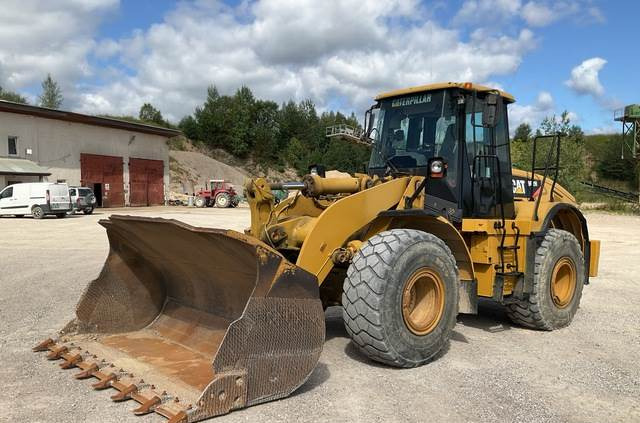 Wheel loader CAT 962H