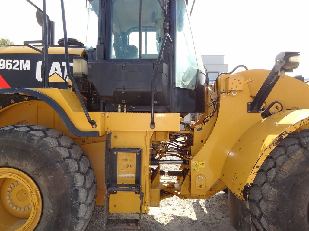 Wheel loader CAT 962 M