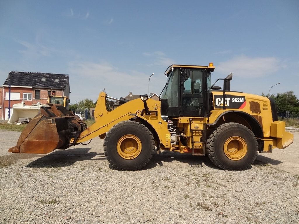 Wheel loader CAT 962 M