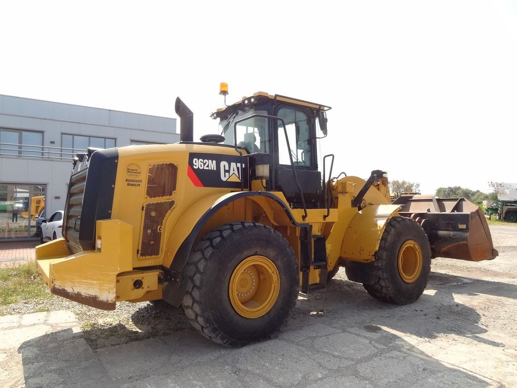 Wheel loader CAT 962 M