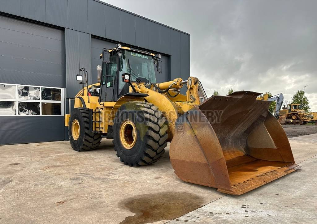 Wheel loader CAT 966 H