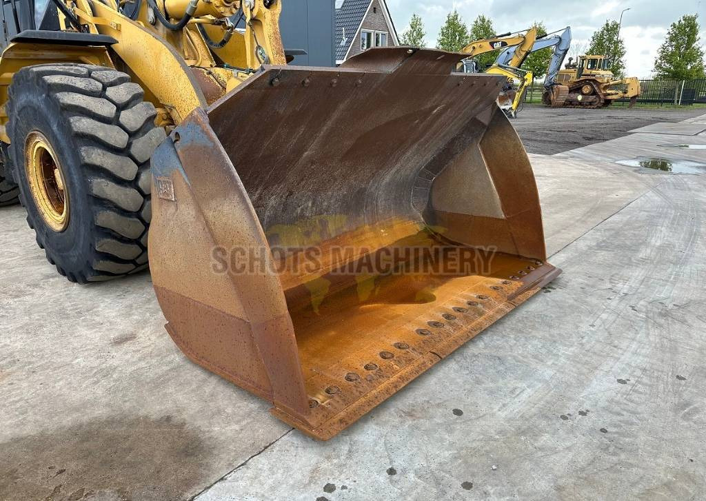 Wheel loader CAT 966 H