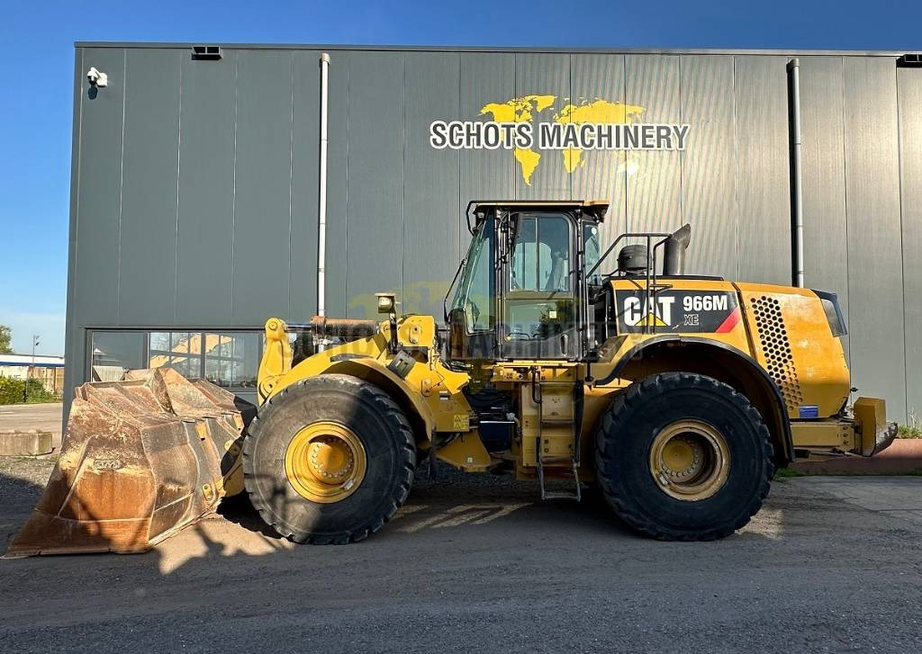 Wheel loader CAT 966 M