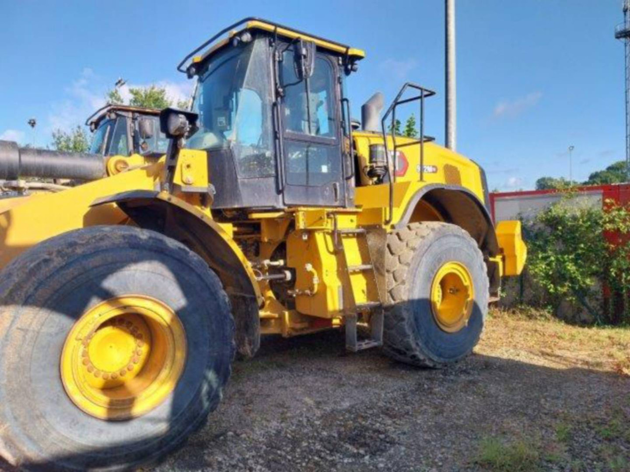 Wheel loader CAT 972M XE