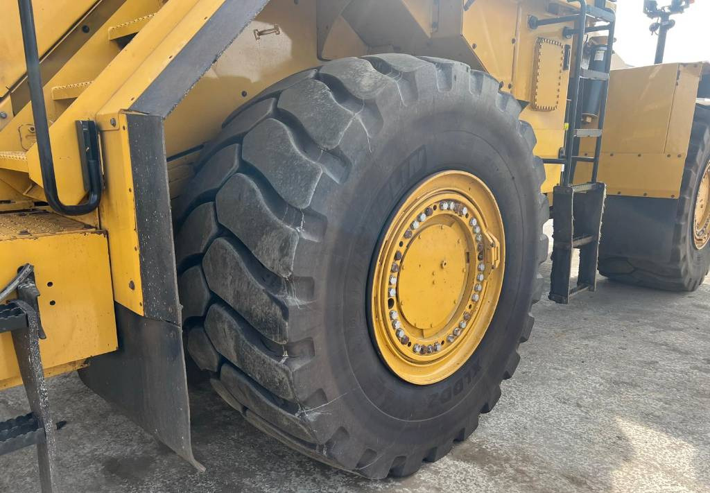 Wheel loader CAT 988 K