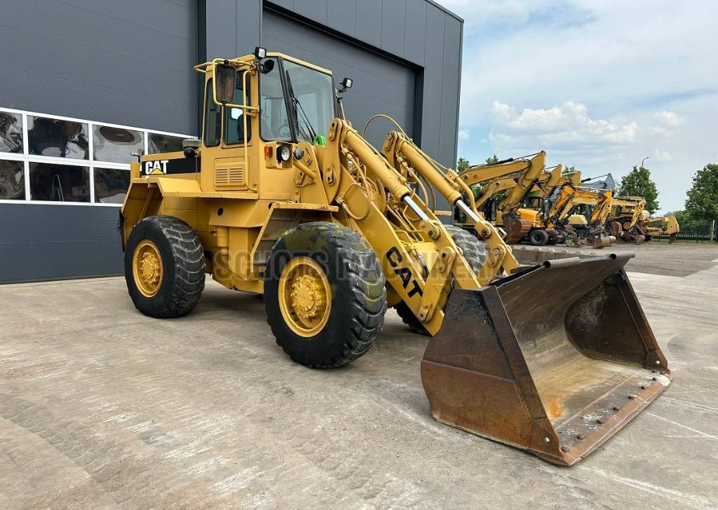 Wheel loader CAT IT 28 B