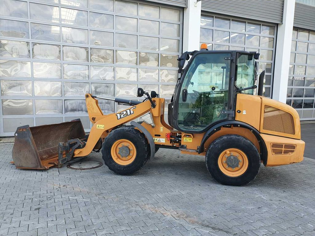 Wheel loader Case 121F / nur 1.985h / Gabel + Schaufel / 2016