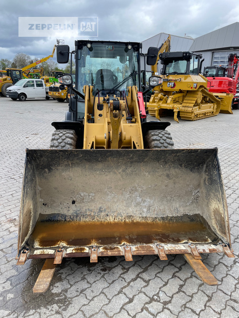 Wheel loader Cat 906-14