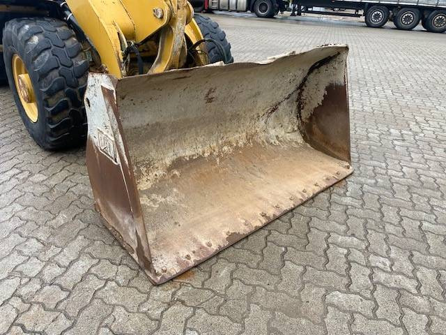 Wheel loader Cat 906 H MIETE / RENTAL (12001932)