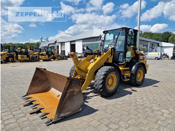 Wheel loader Cat 908M 