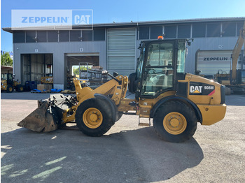 Wheel loader Cat 908M 