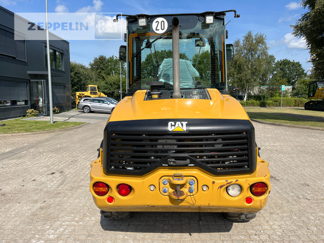 Wheel loader Cat 908M