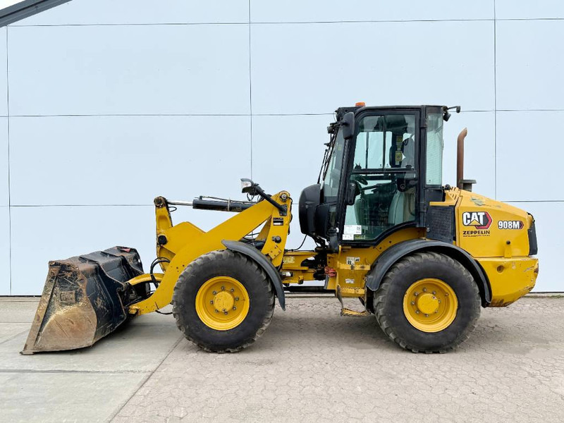 Wheel loader Cat 908M - German Machine / Quick Coupler