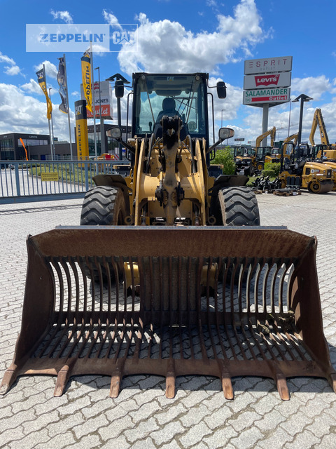 Wheel loader Cat 918M