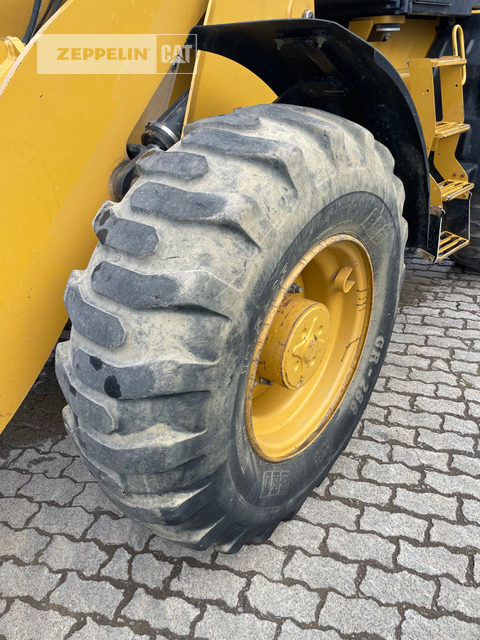 Wheel loader Cat 918M