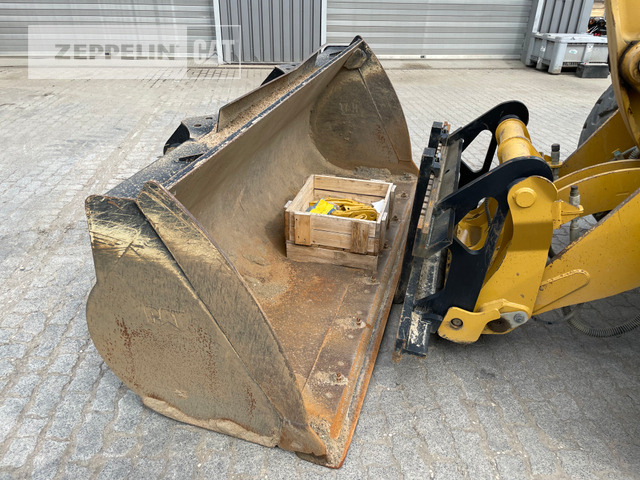 Wheel loader Cat 920-14A