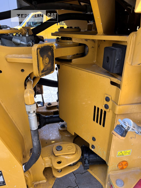 Wheel loader Cat 926M