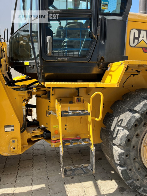 Wheel loader Cat 926M