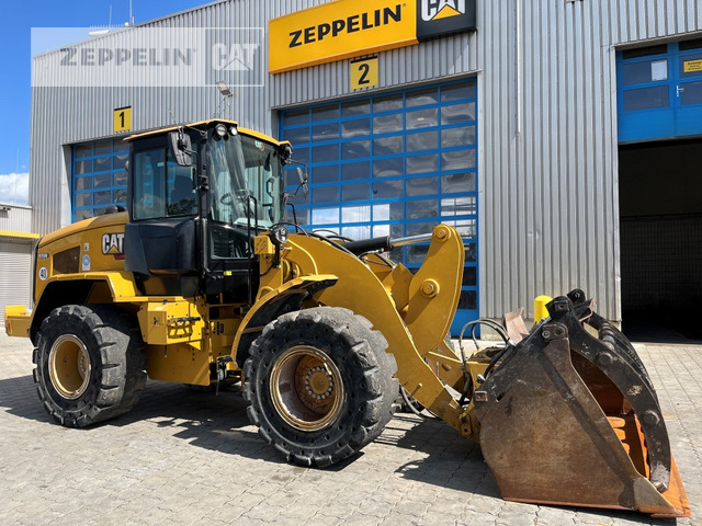 Wheel loader Cat 926M