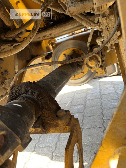 Wheel loader Cat 938M