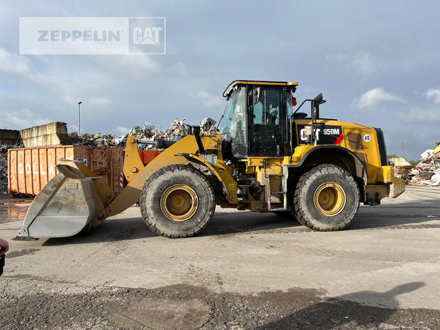 Wheel loader Cat 950M