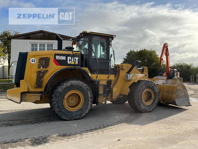 Wheel loader Cat 950M