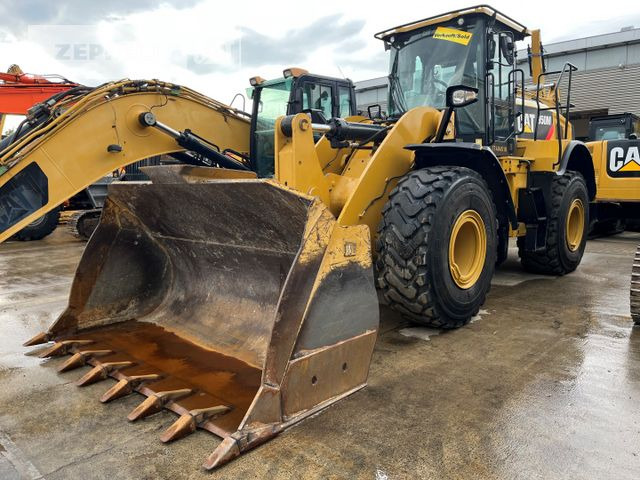 Wheel loader Cat 950M