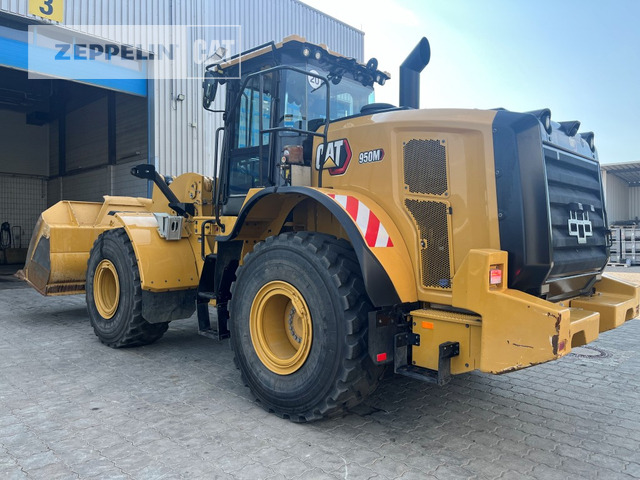 Wheel loader Cat 950M