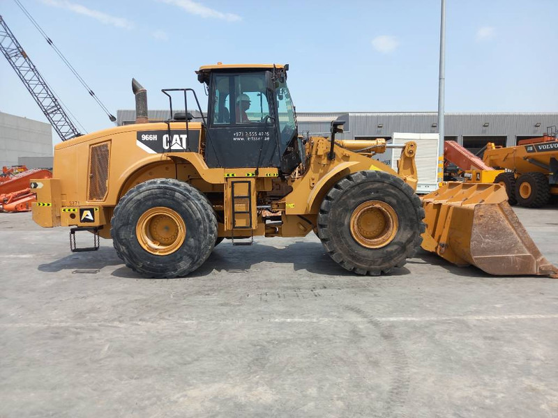 Wheel loader Cat 966 H (Abu Dhabi)