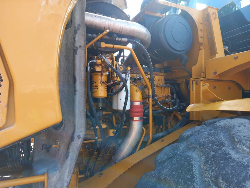 Wheel loader Cat 966 H (Abu Dhabi)