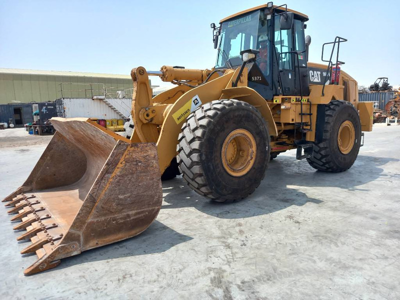 Wheel loader Cat 966 H (Abu Dhabi)