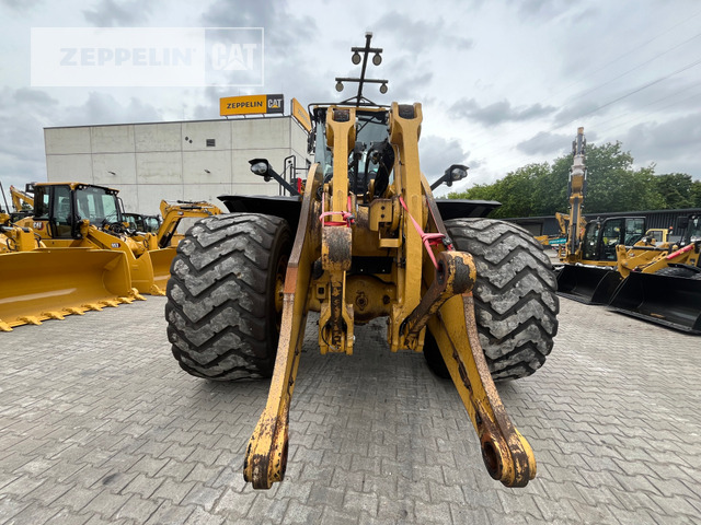 Wheel loader Cat 982M