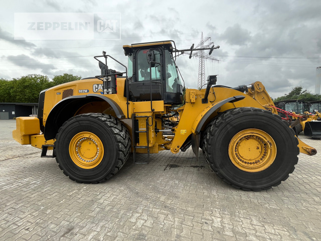 Wheel loader Cat 982M