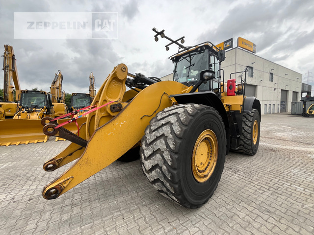 Wheel loader Cat 982M