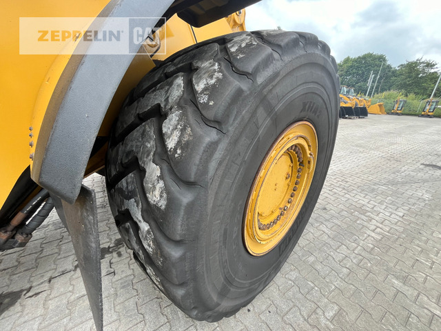 Wheel loader Cat 982M