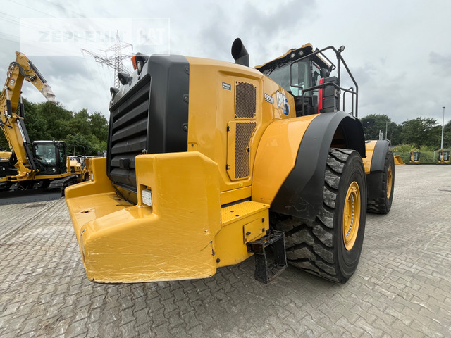 Wheel loader Cat 982M