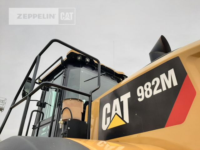 Wheel loader Cat 982M