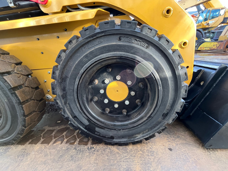 Wheel loader Caterpillar 216B3