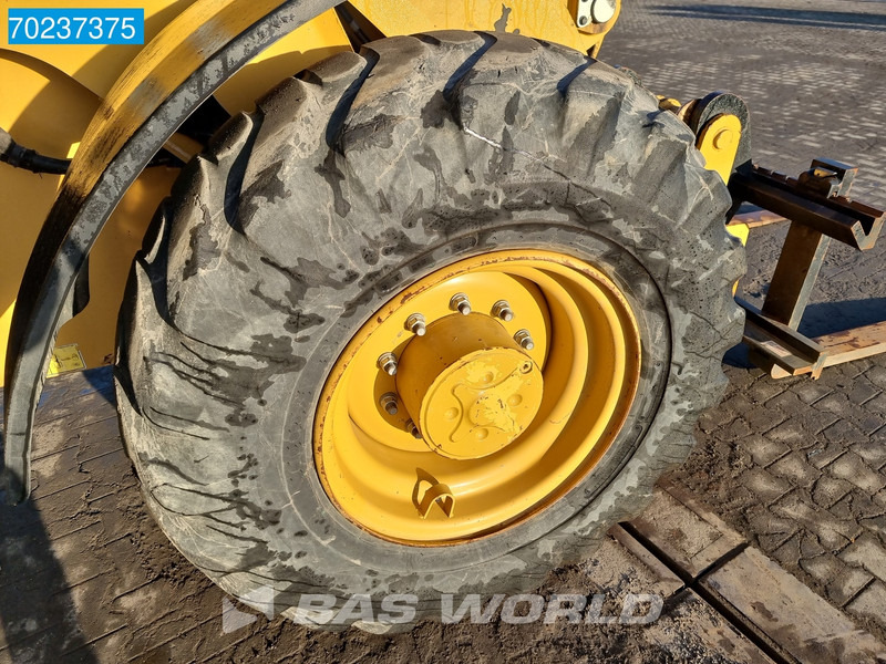 Wheel loader Caterpillar 918 M BUKCET + FORKS + A/C