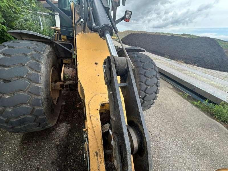 Wheel loader Caterpillar 924G MACHINE SUISSE