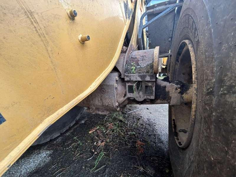 Wheel loader Caterpillar 924G MACHINE SUISSE