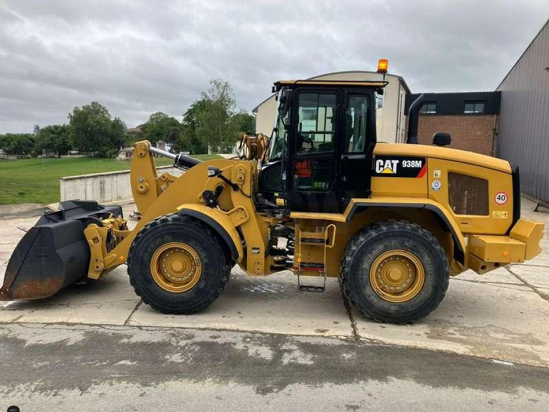 Wheel loader Caterpillar 938M