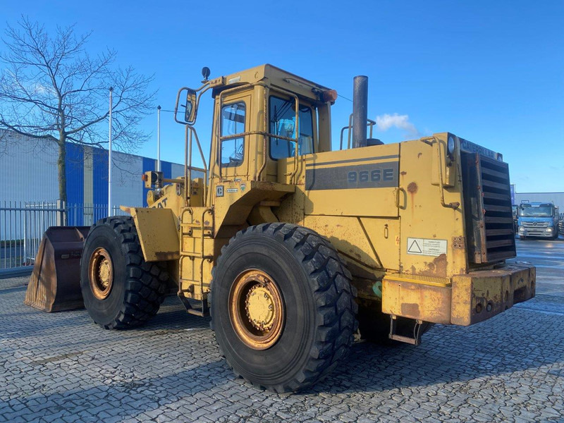 Wheel loader Caterpillar 966E