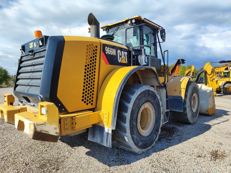 Wheel loader Caterpillar 966M