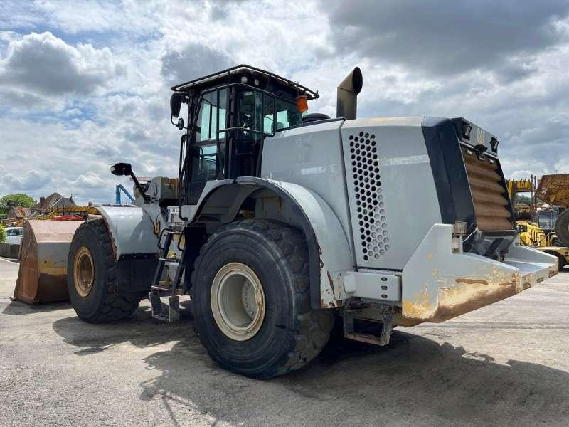 Wheel loader Caterpillar 972K