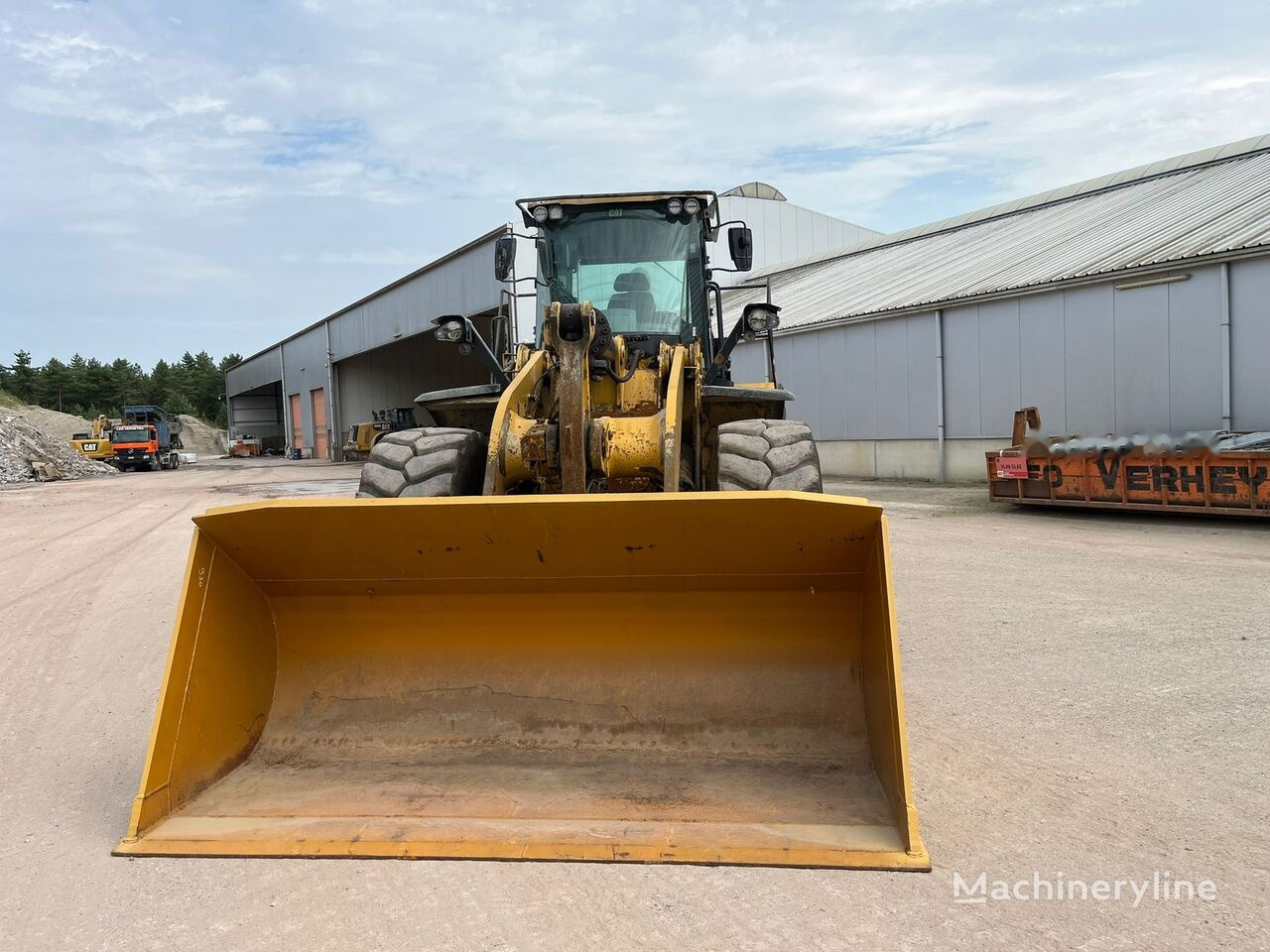 Wheel loader Caterpillar 972M